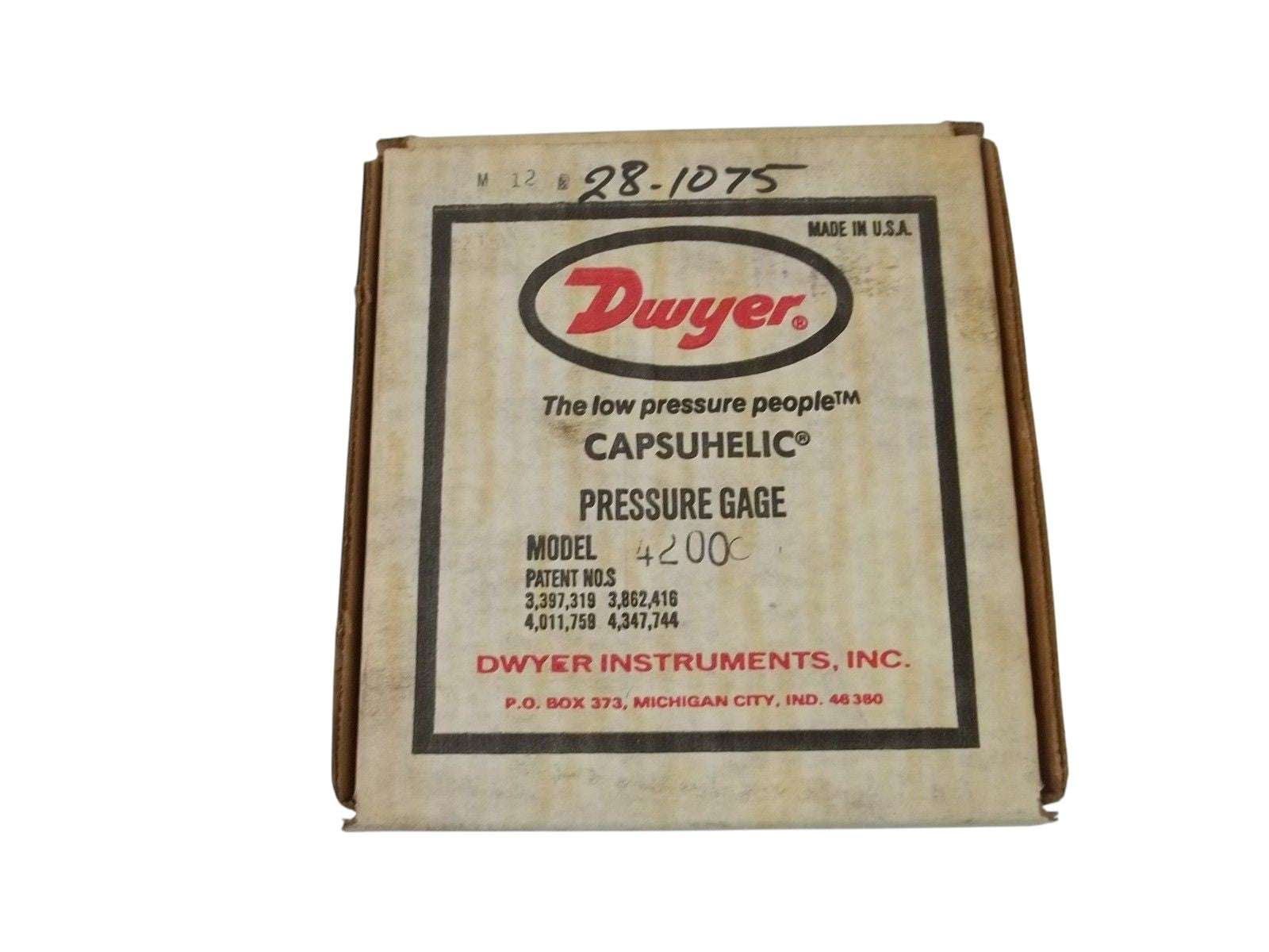 DWYER 4200C PRESSURE GAGE 0-200PSI NSMP