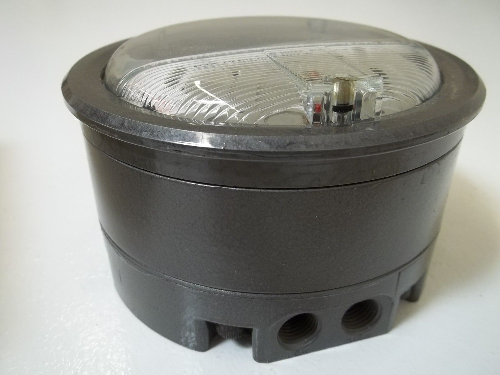 DWYER 4200C PRESSURE GAGE 0-200PSI NSMP