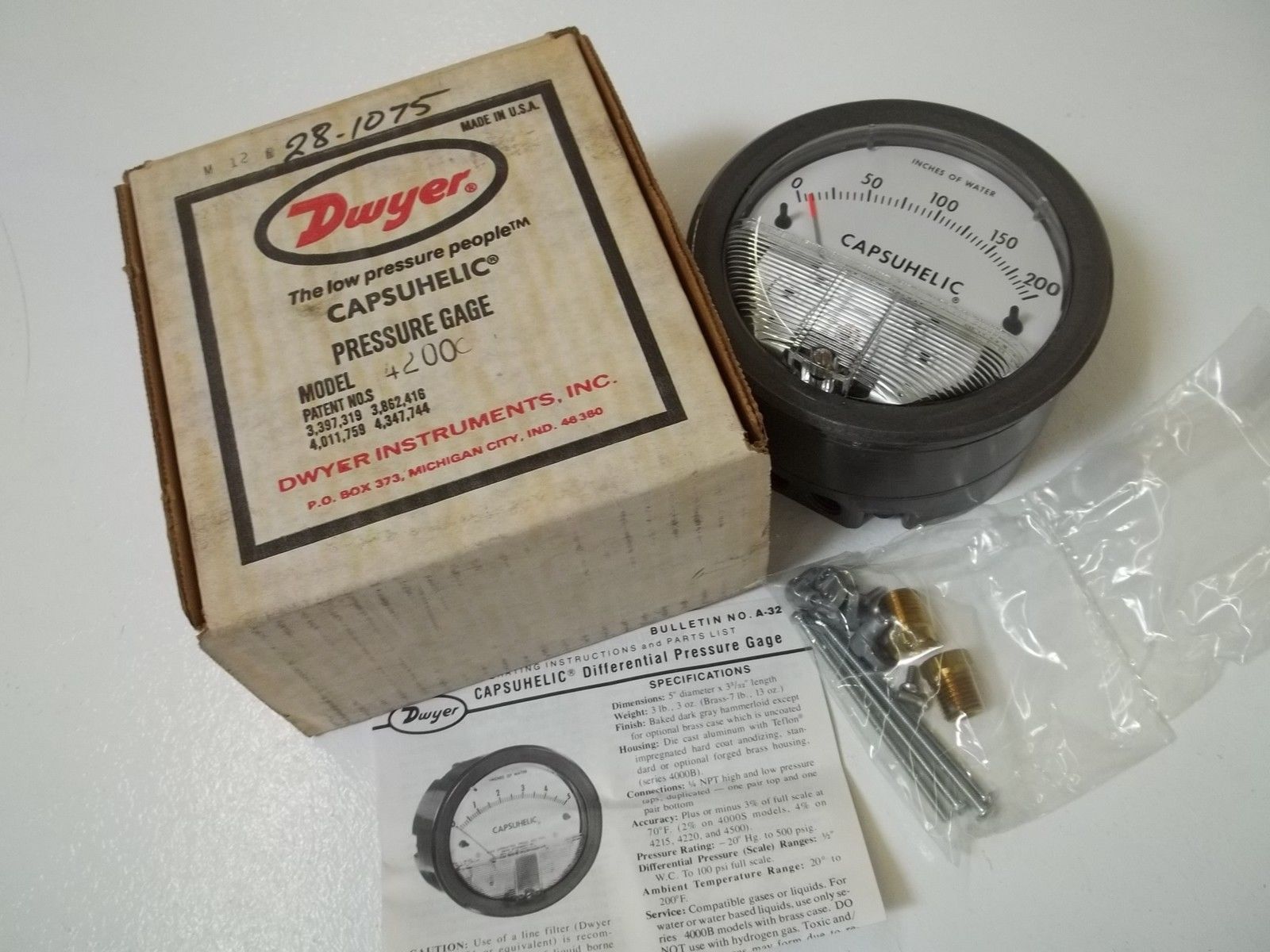 DWYER 4200C PRESSURE GAGE 0-200PSI NSMP
