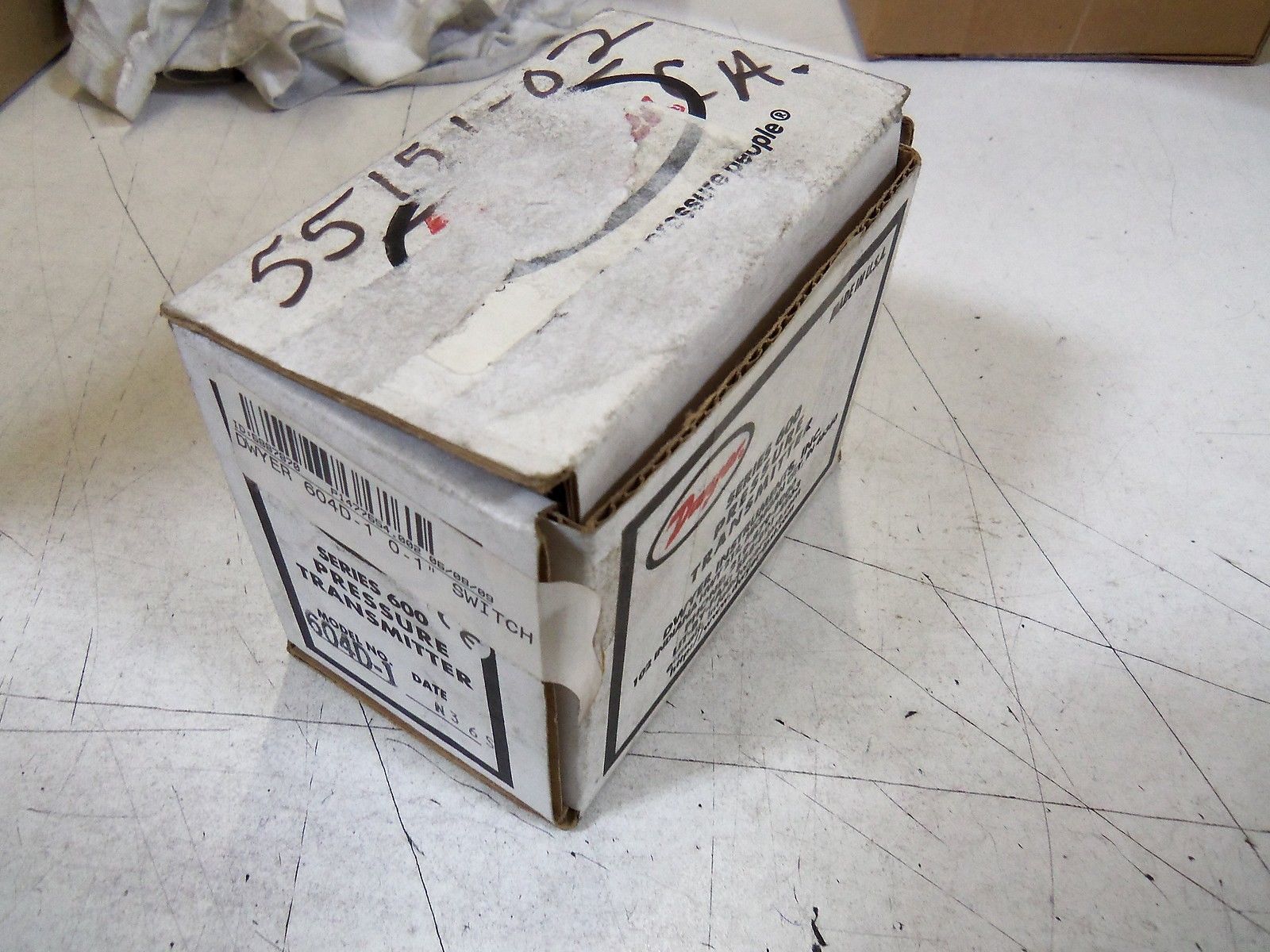 DWYER 604D-1 SWITCH *USED*
