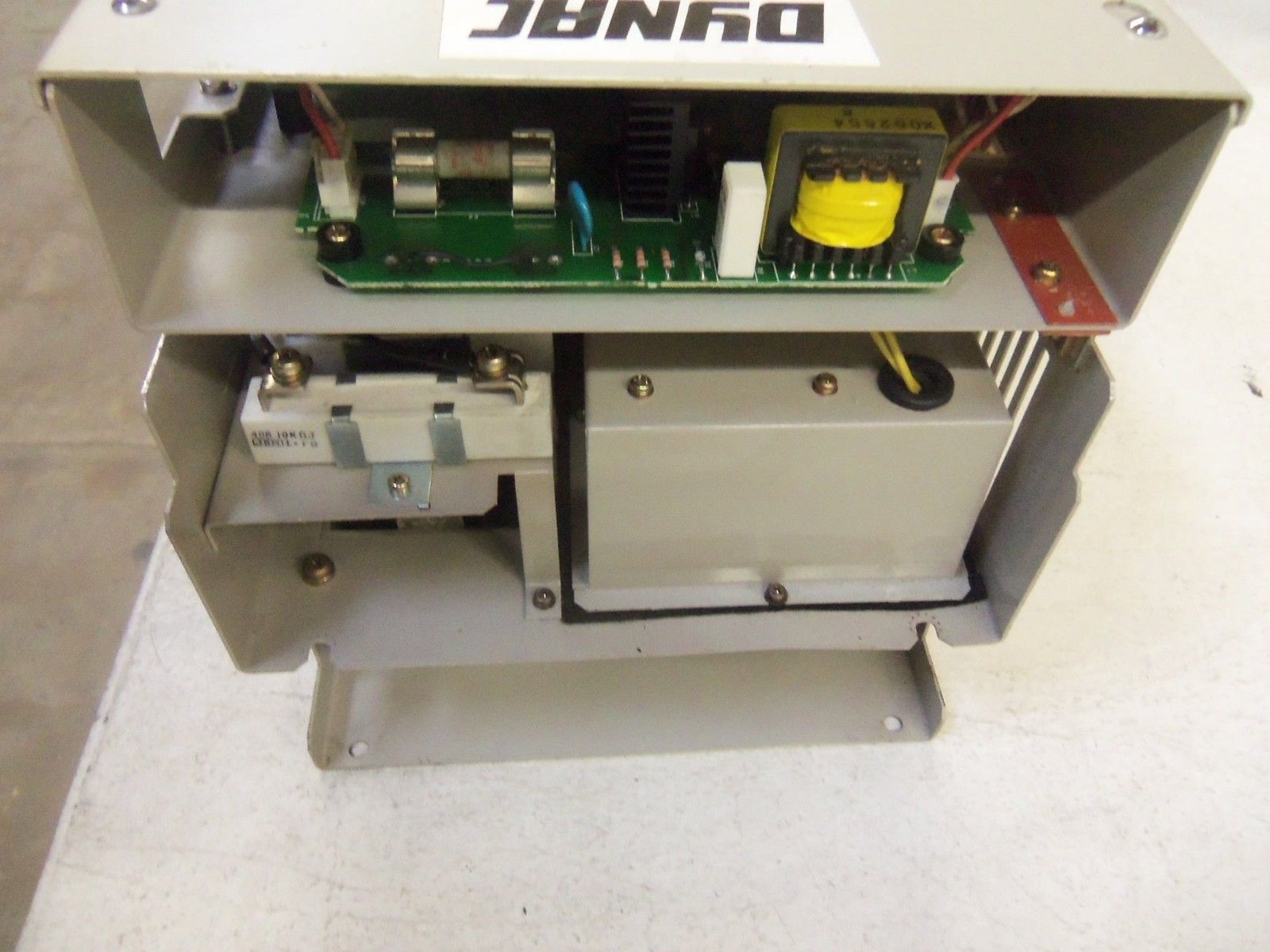 DYNAC CIMR-G3A4015 TRANSISTOR INVERTER UNMP