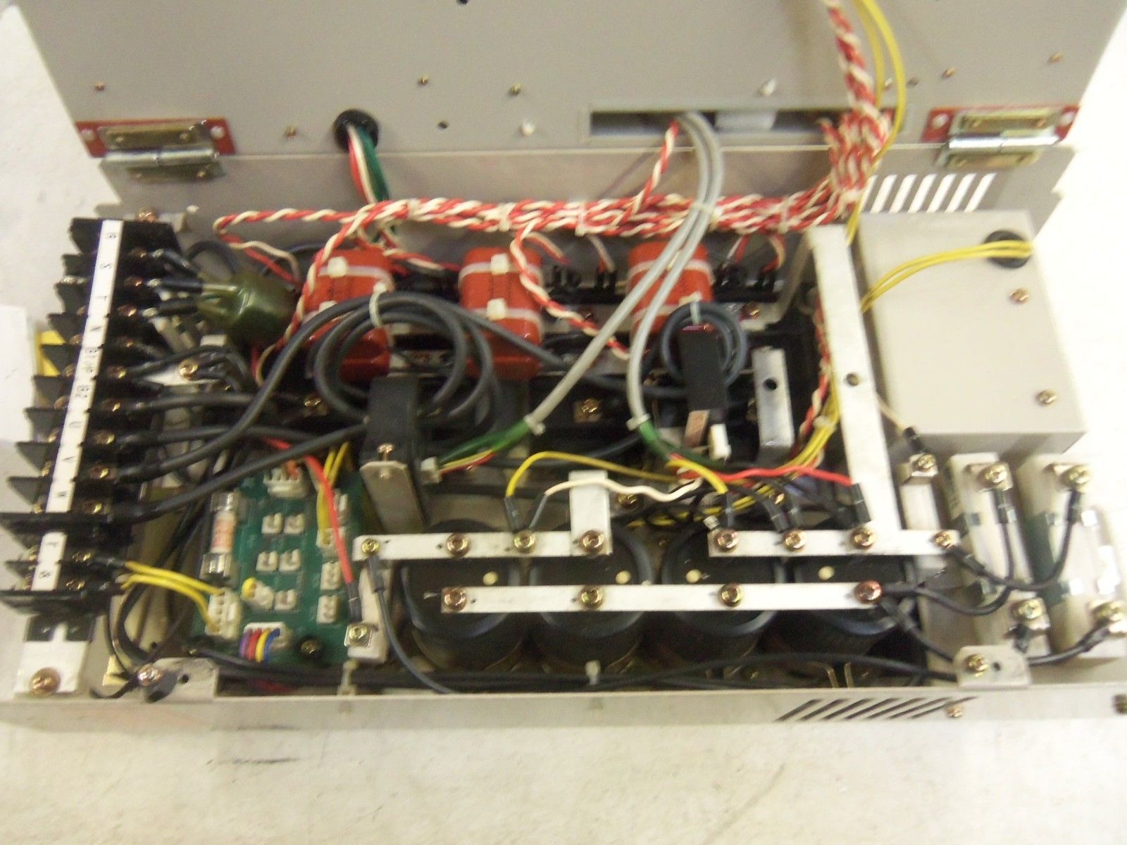 DYNAC CIMR-G3A4015 TRANSISTOR INVERTER UNMP