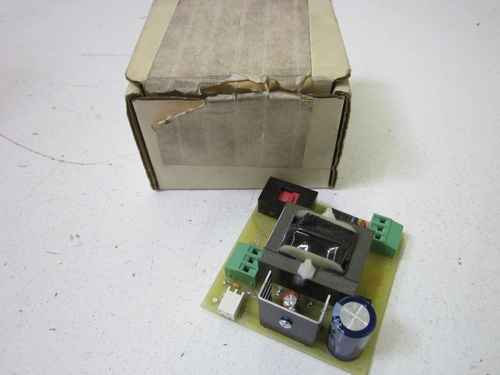 DYNAPAR PM41S00 12V POWER SUPPLY *NEW IN BOX*