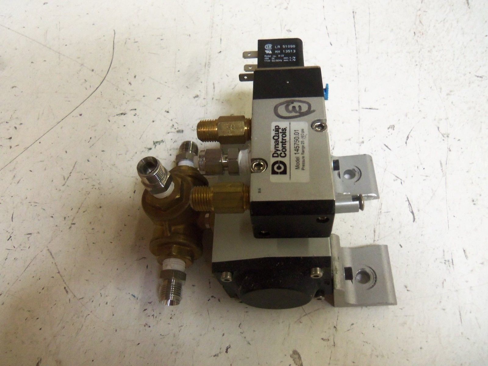 DYNA QUIP AP10DA BALL VALVE UNMP