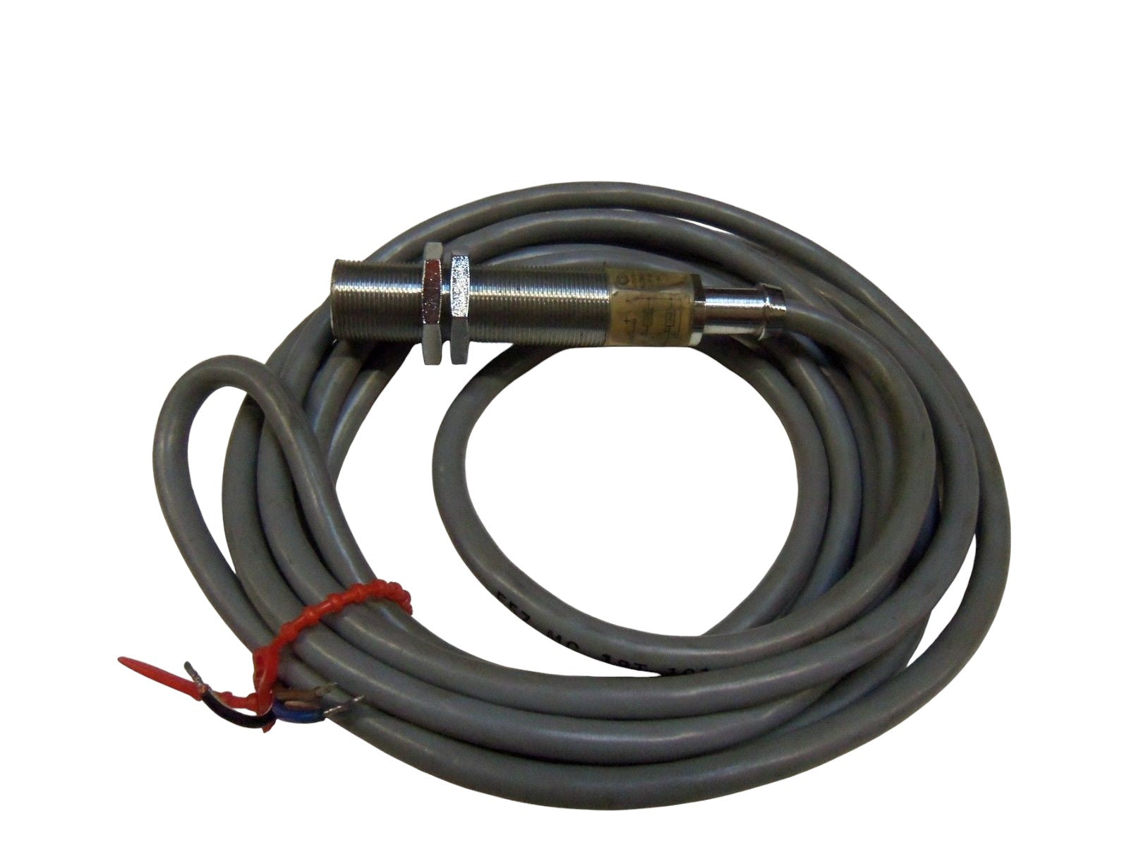 E57MC18T101 PROXIMITY SENSOR UNMP