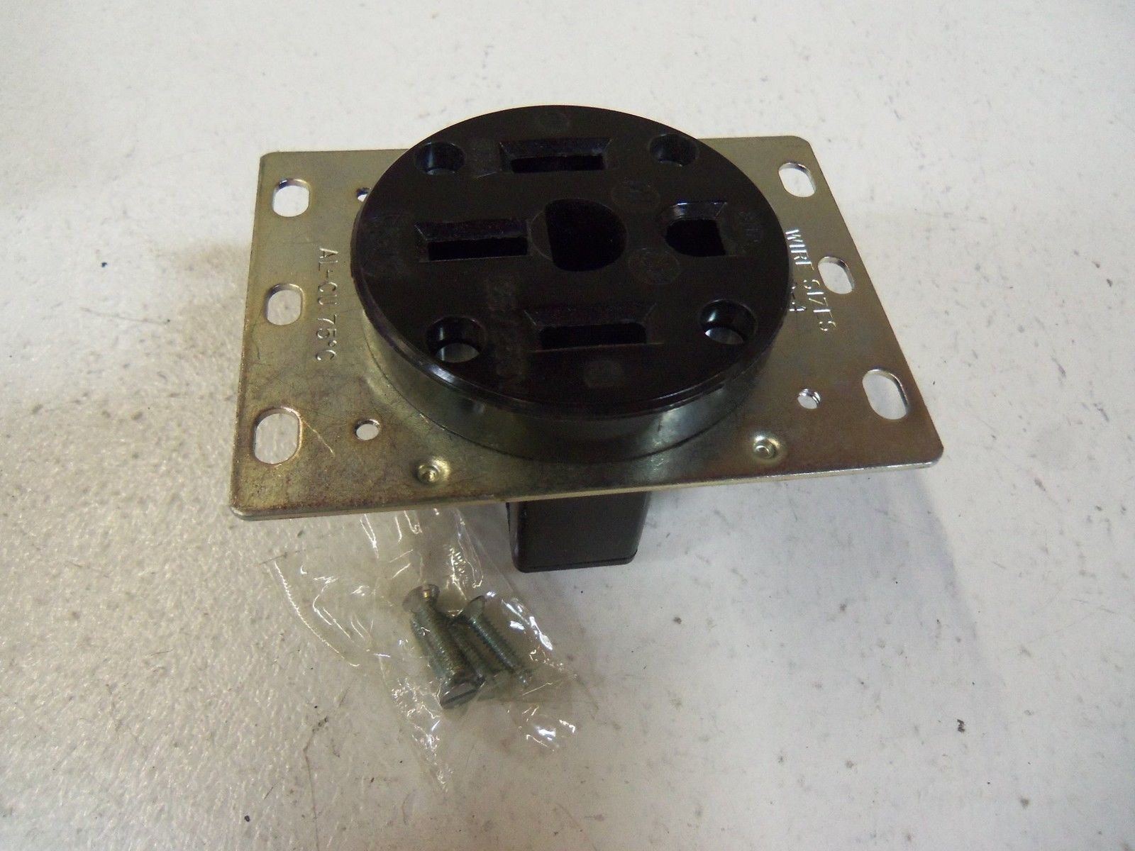 EAGLE FLUSH RECEPTACLE 1258-BOX UNMP
