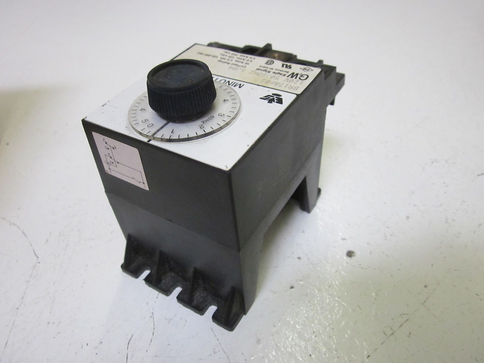 EAGLE SIGNAL BR17A603 ELECTRICAL RESET TIMER 120V UNMP
