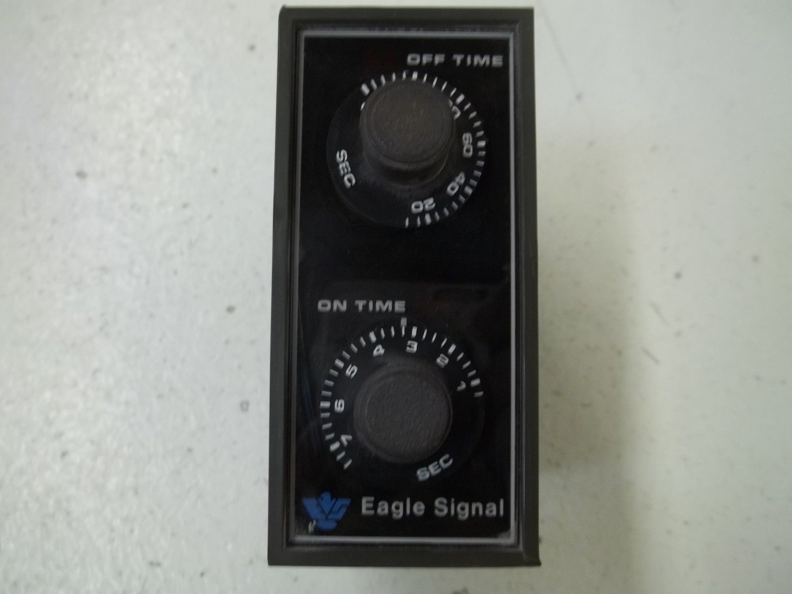 EAGLE SIGNAL DA1511A3 TIMER  UNMP