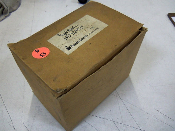 EAGLE SIGNAL HD33A621 *NEW IN BOX*