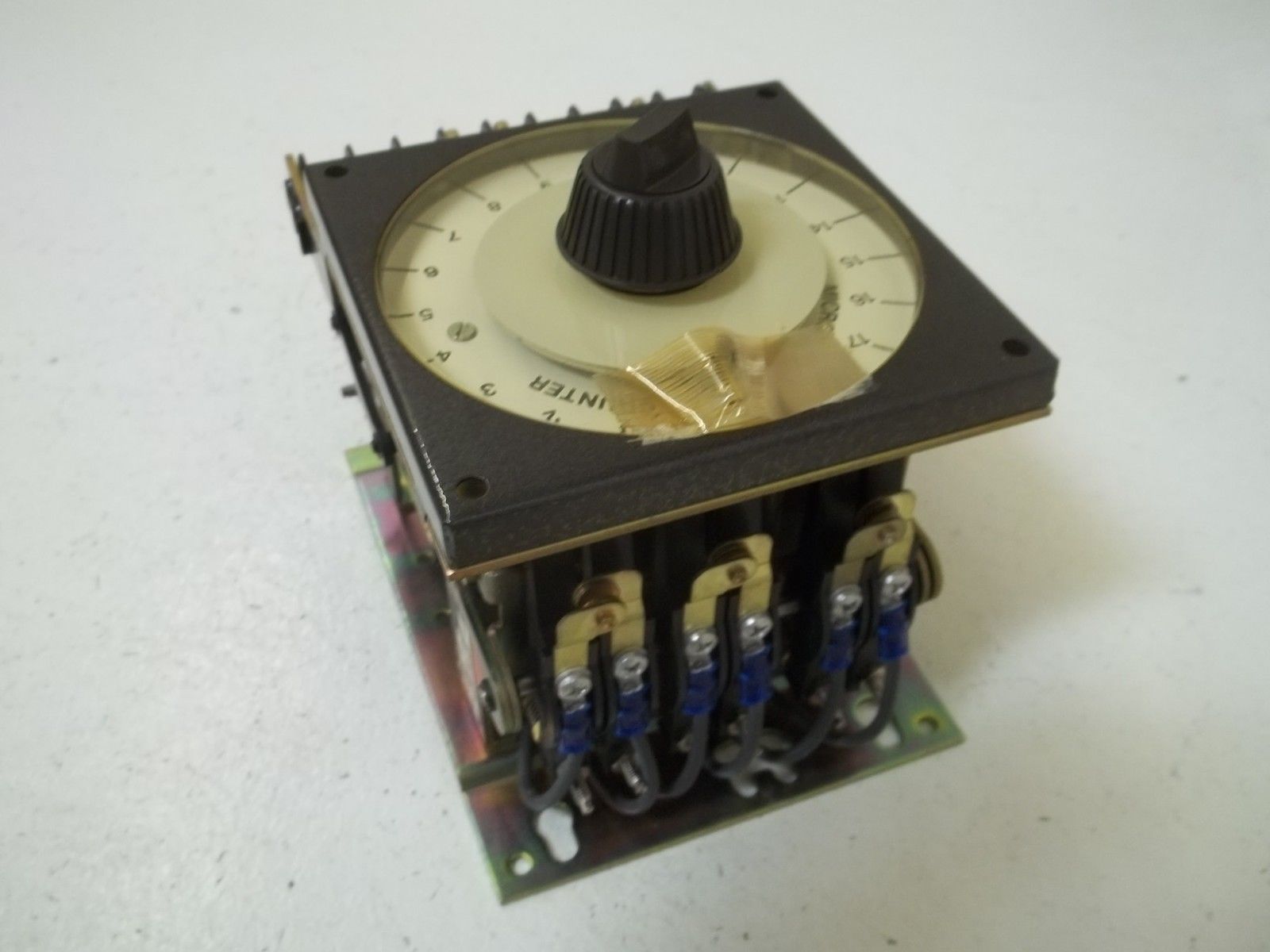 EAGLE SIGNAL HZ42A69A24206 MICROFLEX COUNTER NSNP