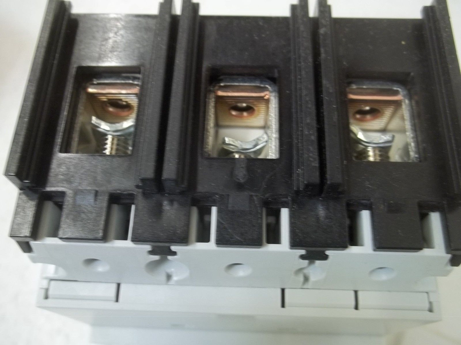 EATON NS1-63-NA MOLDED CASE SWITCH 3P SELF PROTECTED *NEW IN BOX*