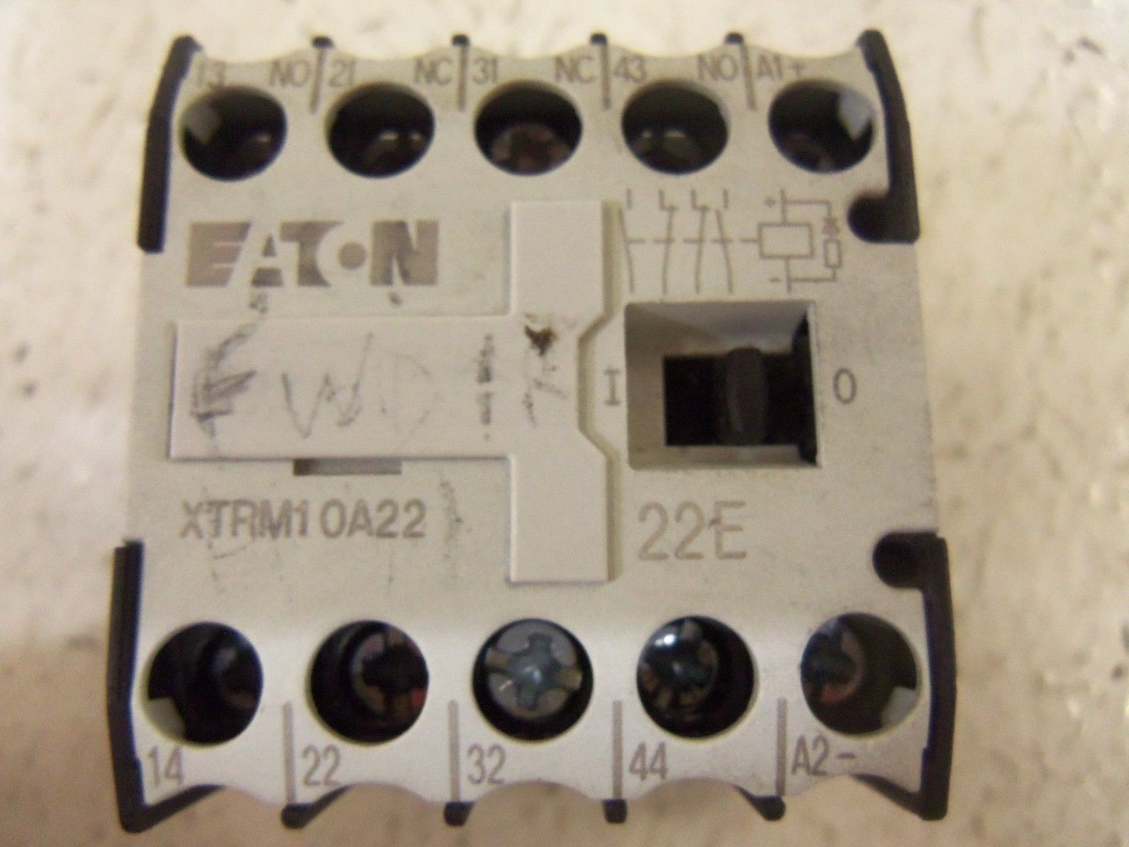 EATON XTRM10A22 24VDC RELAY UNMP