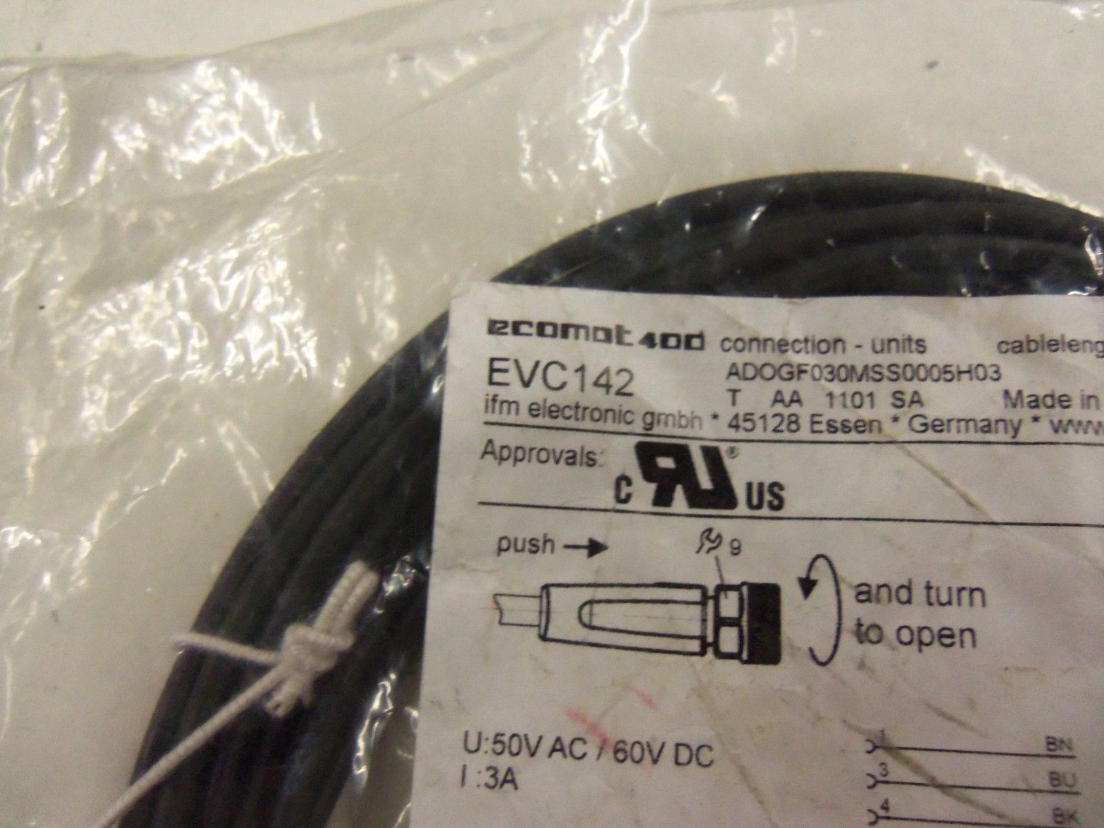 IFM EFECTOR EVC142 SOCKET FOR SENSORS W/ M8 CONNECTOR * NEW IN FACTORY BAG *
