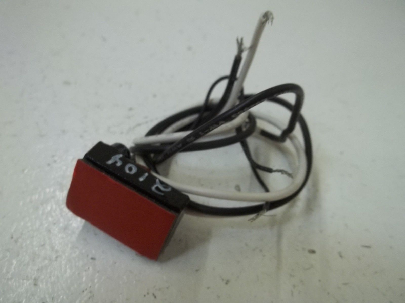 EDWARDS 46095-0021 SOLID STATE FLASHER MODULE 120AV UNMP