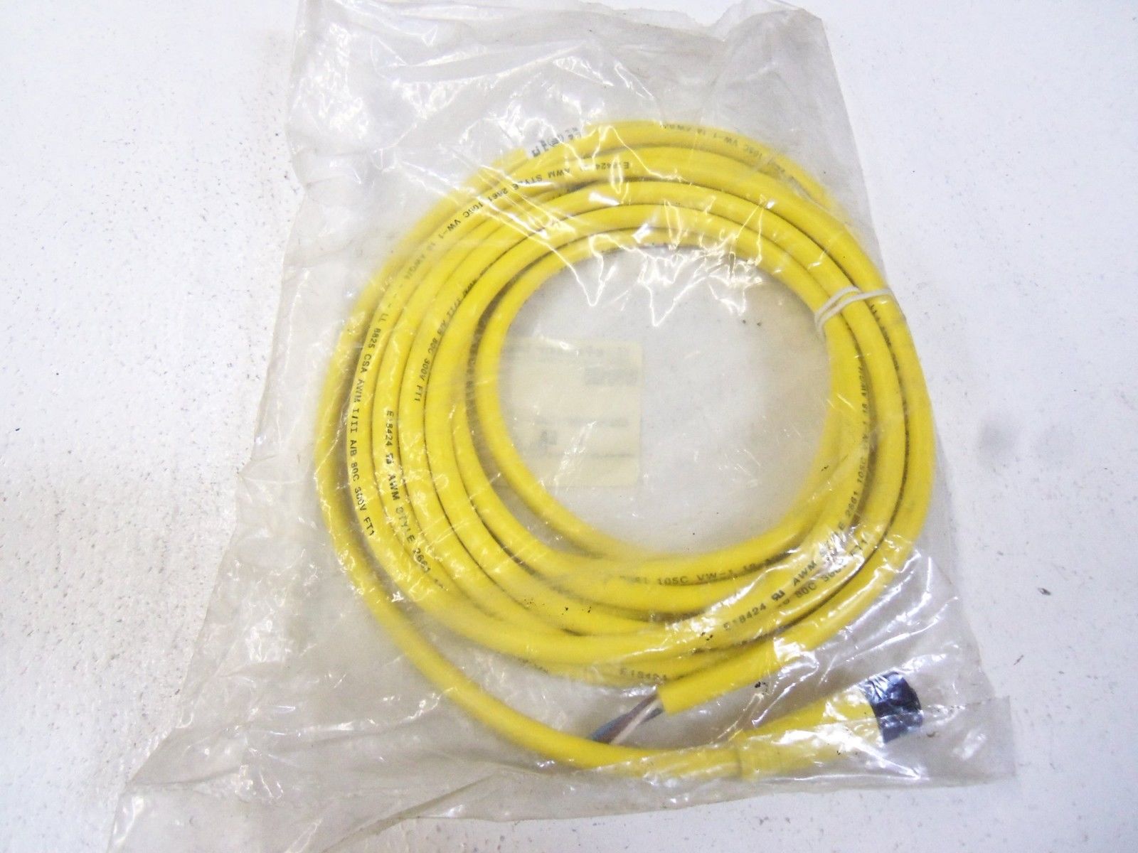 IFM EFECTOR W80135 SOCKET FOR SENSORS W/ 1/2" CONNECTOR NSMP