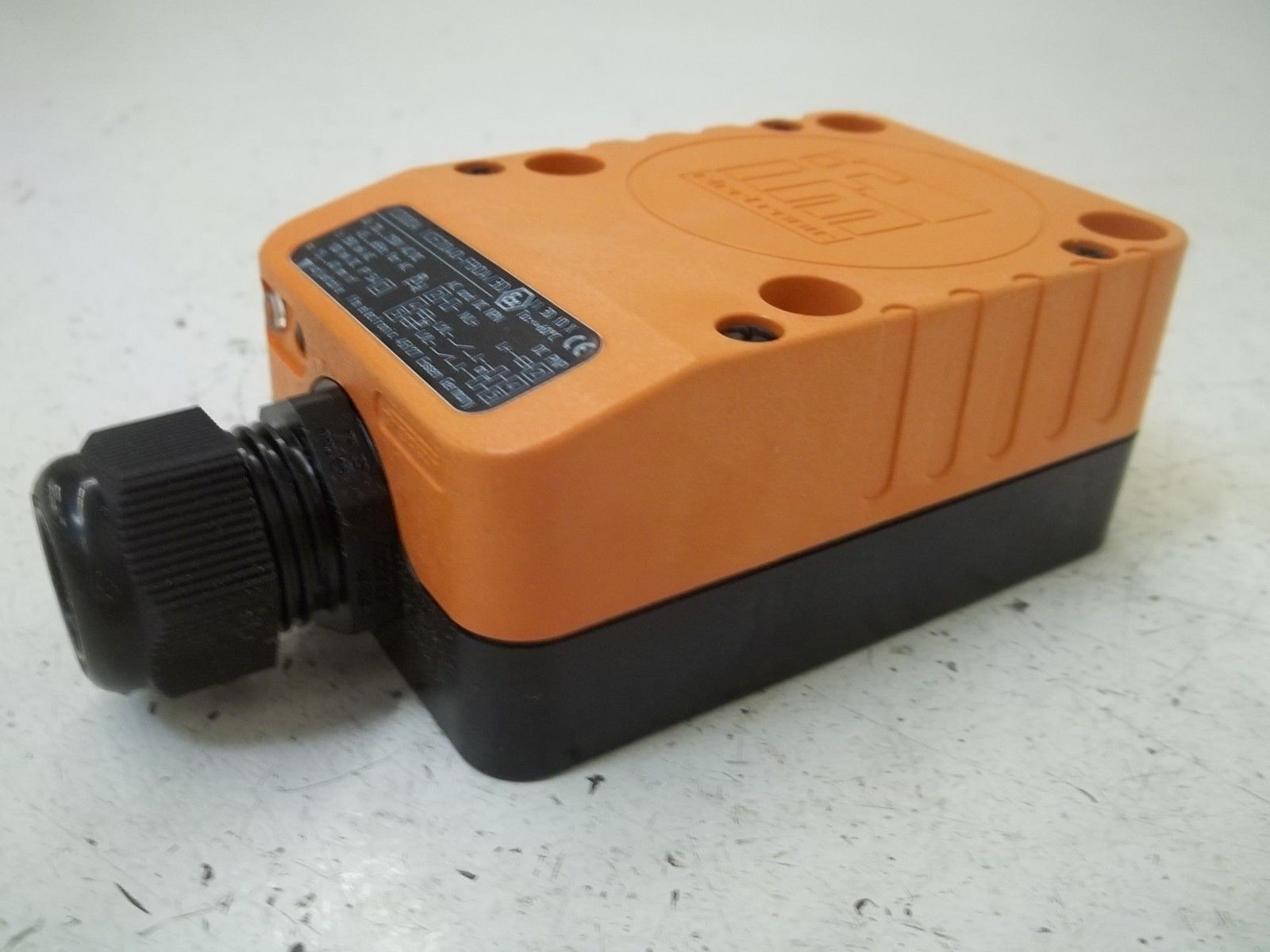 IFM EFECTOR IC000A INDUCTIVE PROXIMITY SENSOR NSMP