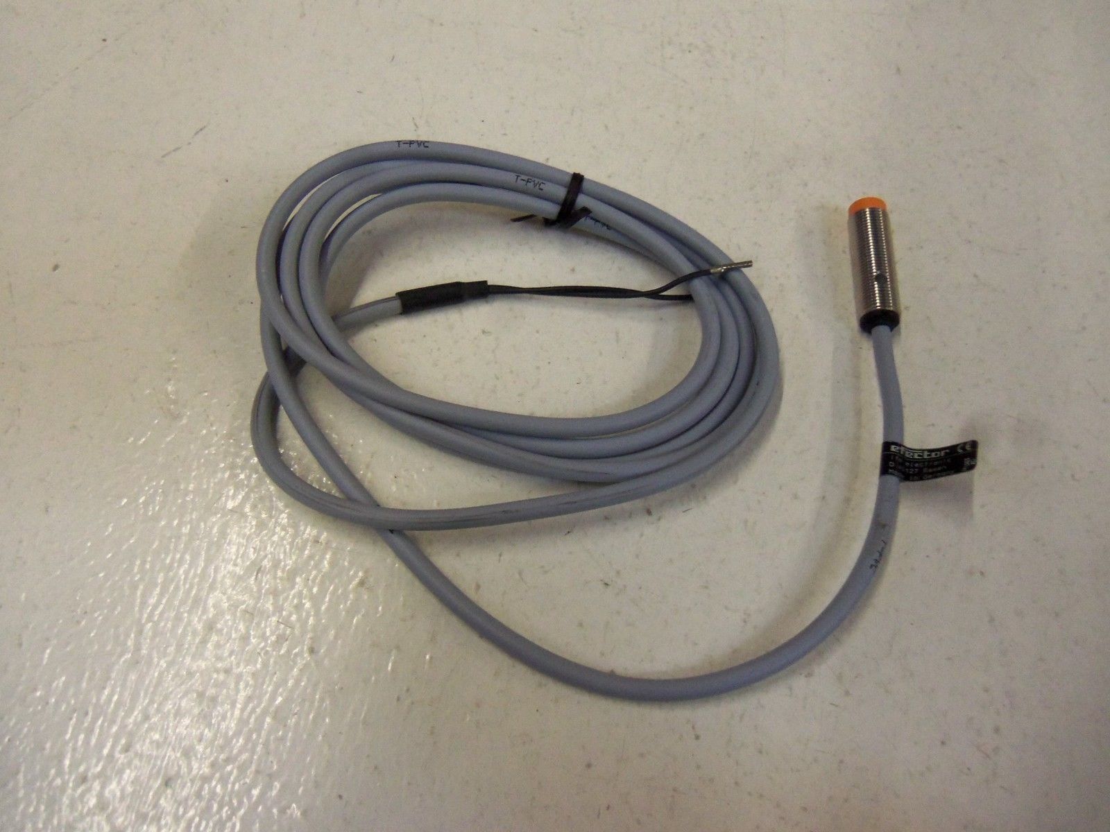 IFM EFECTOR IF5844 INDUCTIVE PROXIMITY SENSOR UNMP
