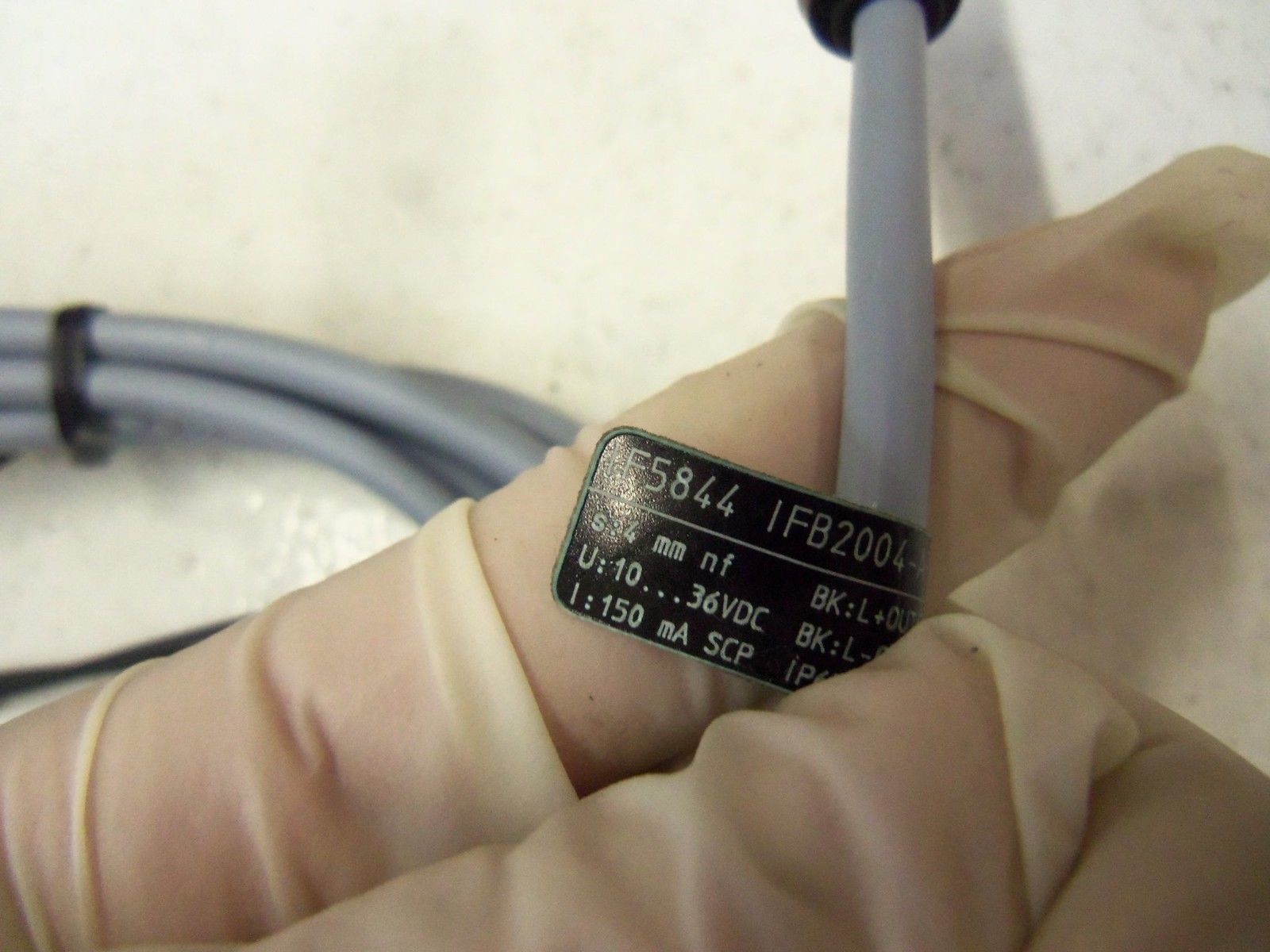 IFM EFECTOR IF5844 INDUCTIVE PROXIMITY SENSOR UNMP