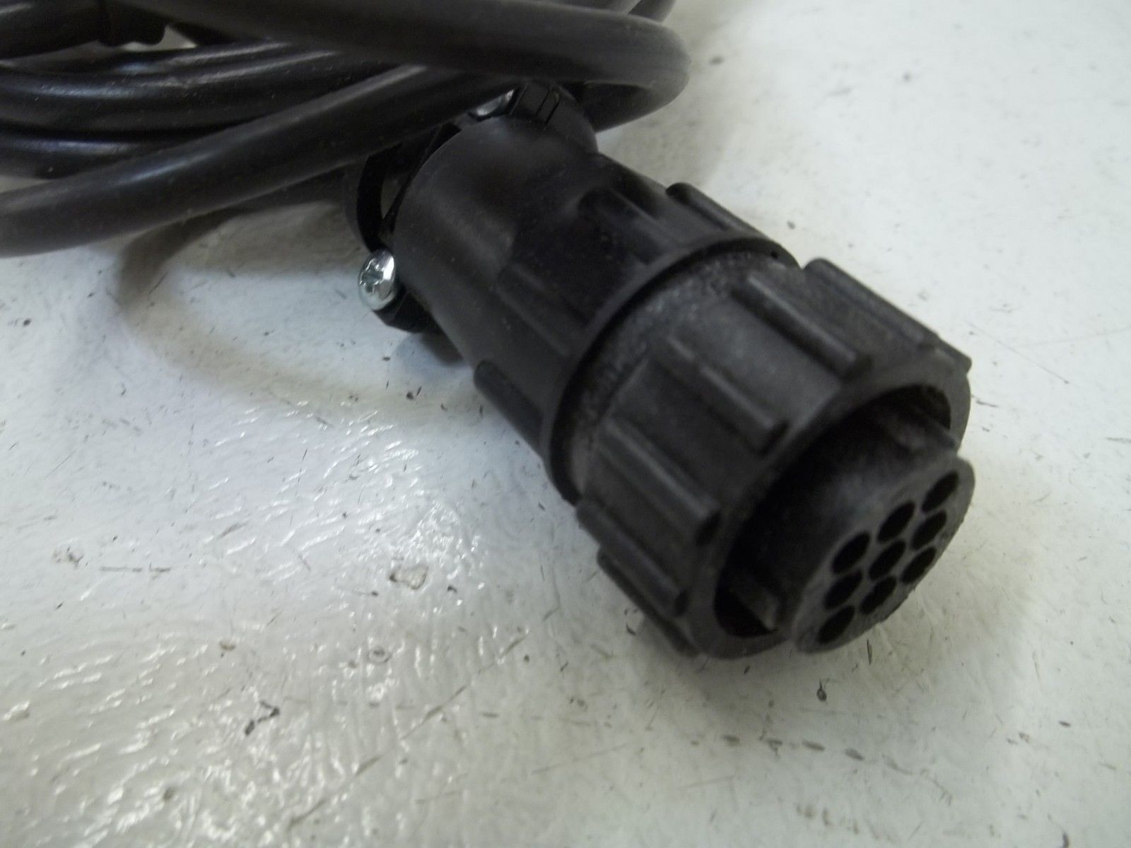 IFM EFECTOR IF5860 INDUCTIVE PROXIMITY SENSOR UNMP