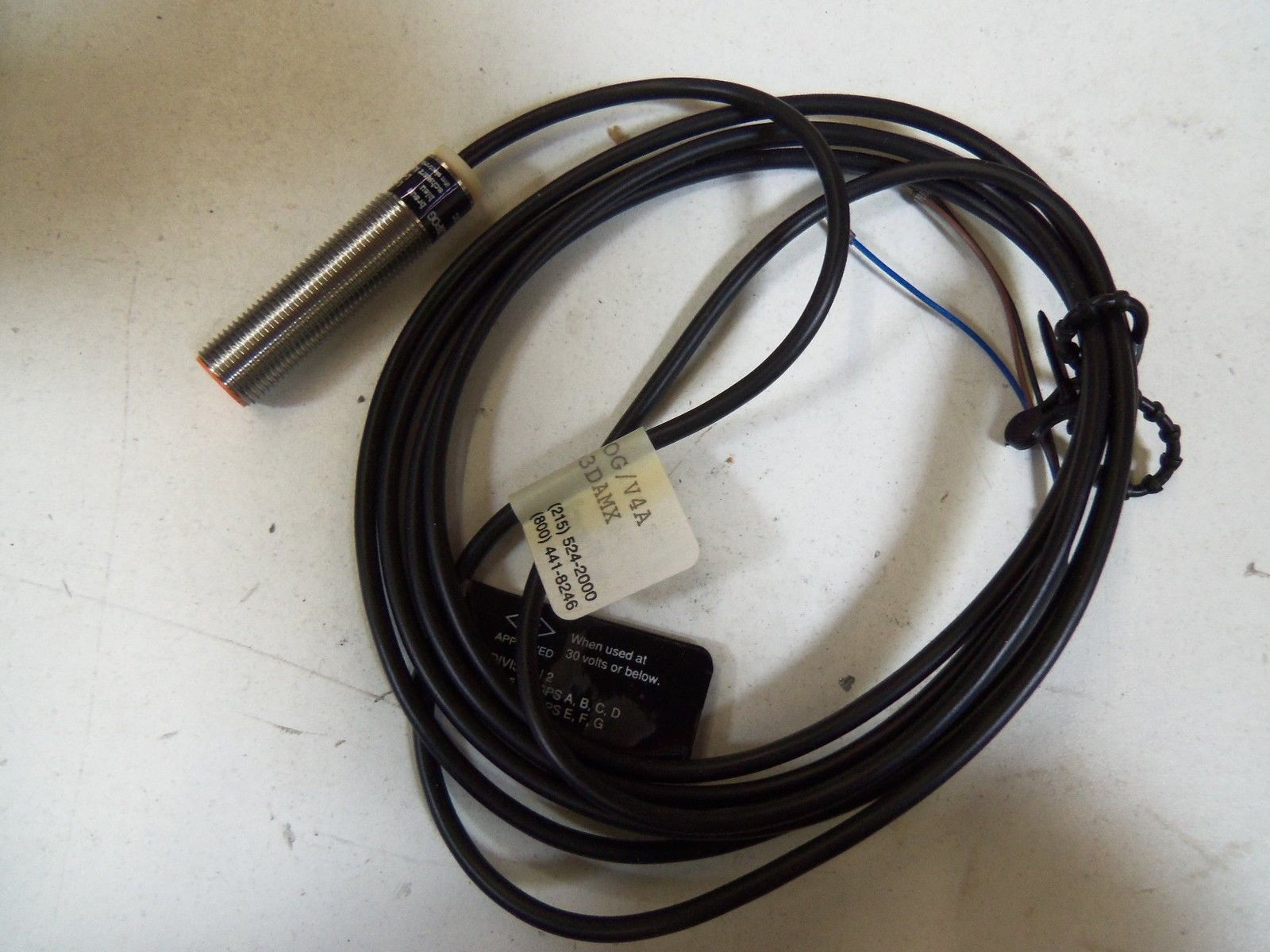 IFM EFECTOR IFK3002LBPOG INDUCTIVE PROXIMITY SENSOR *NEW IN BOX*