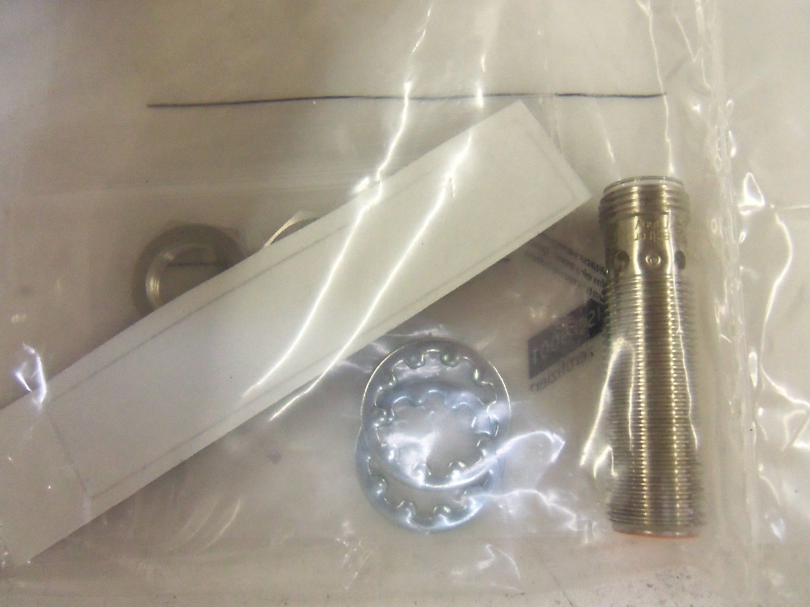IFM EFECTOR IFS200 INDUCTIVE PROXIMITY SENSOR NSMP