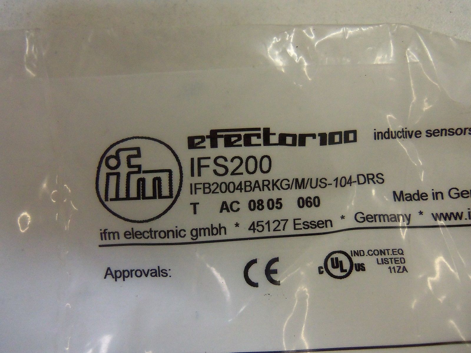 IFM EFECTOR IFS200 INDUCTIVE PROXIMITY SENSOR NSMP