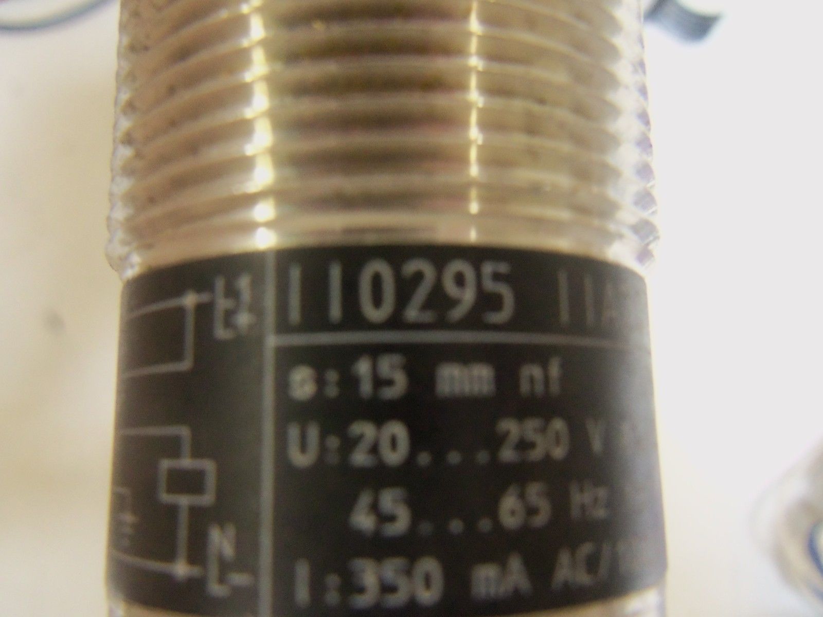IFM EFECTOR II0295 INDUCTIVE PROXIMITY SENSOR UNMP