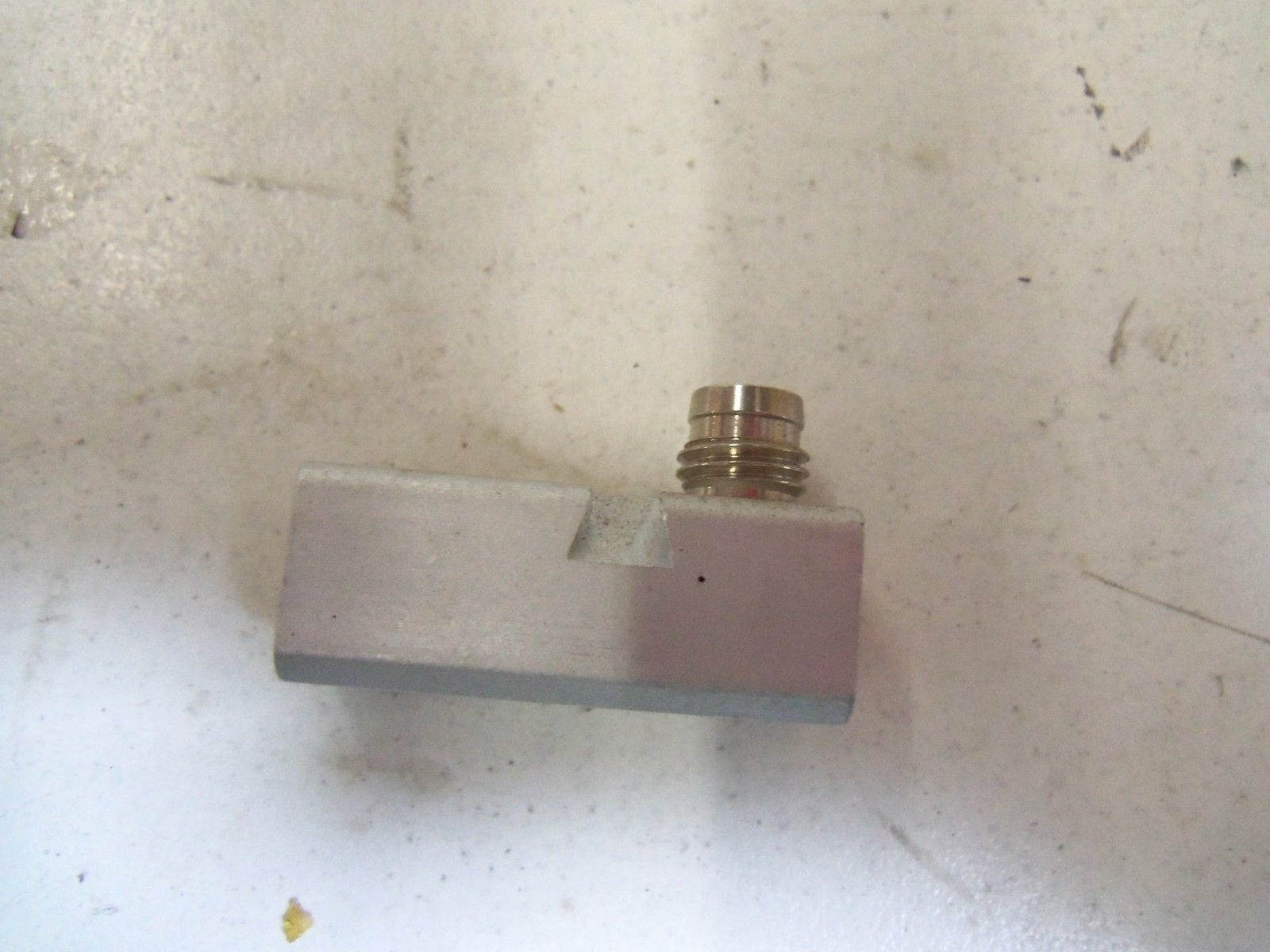 IFM EFECTOR MK5003 MAGNETIC CYLINDER SENSOR *NEW IN BOX*