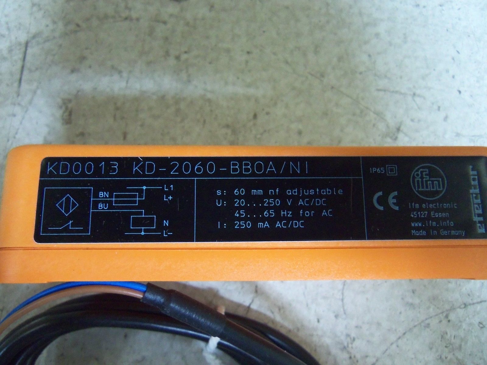 IFM EFECTOR KD0013 CAPACITIVE SENSOR NSMP