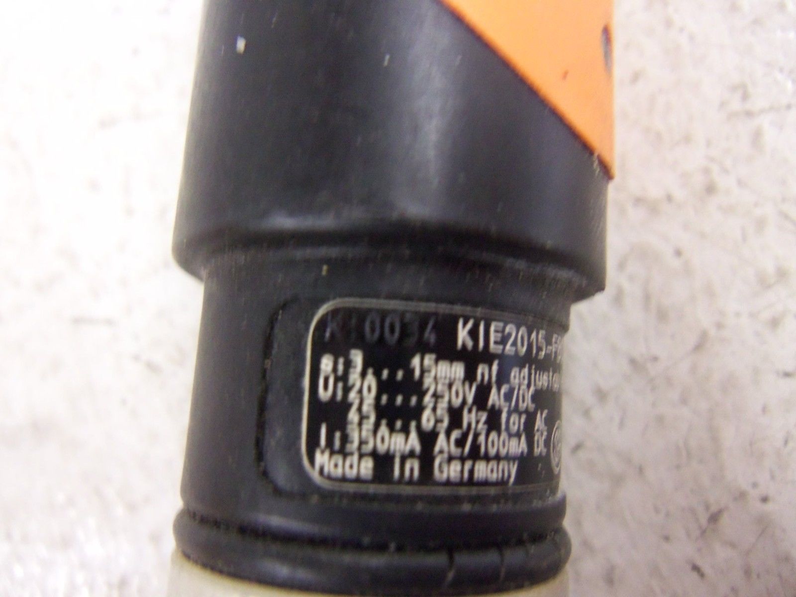 IFM EFECTOR KI0034 CAPACITIVE SENSOR *USED*