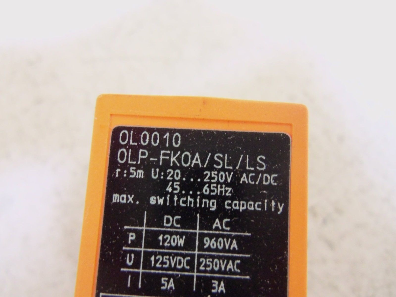 IFM EFECTOR OL0010 RETRO REFLECTIVE SENSOR *NEW IN BOX*