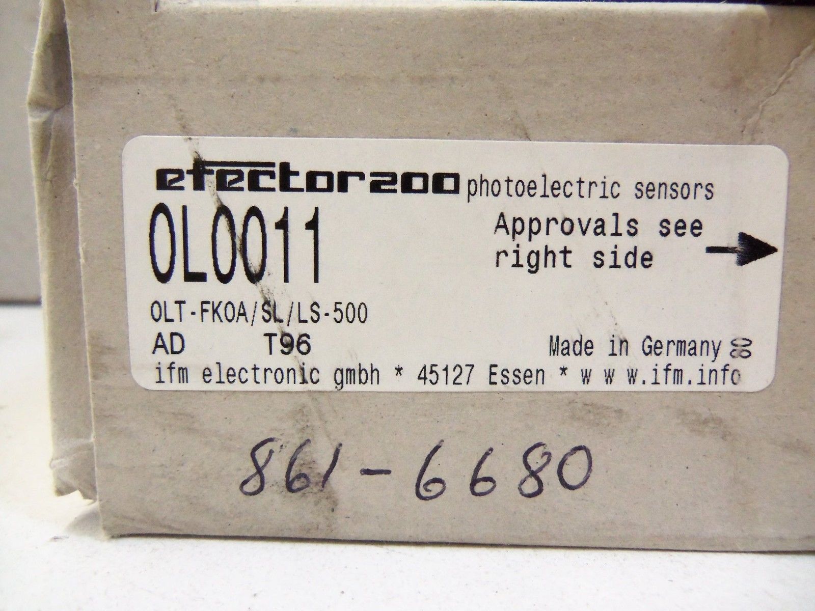 IFM EFECTOR OL0011 DIFFUSE REFLCTION SENSOR *NEW IN BOX*