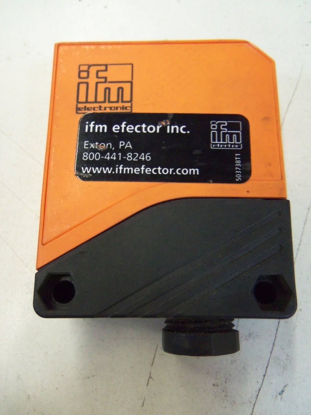 IFM EFECTOR OL0011 DIFFUSE REFLECTION SENSOR *USED*