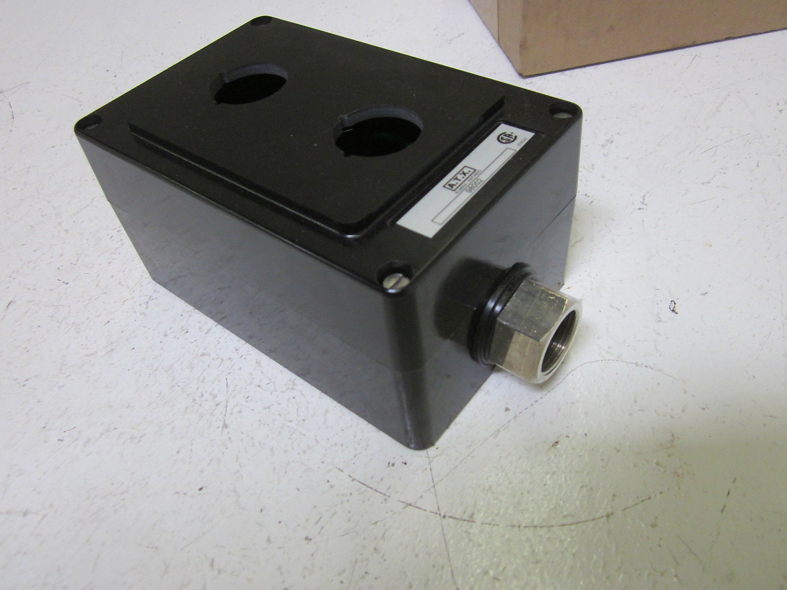 EGS 98002 OPERATOR BOX UNMP