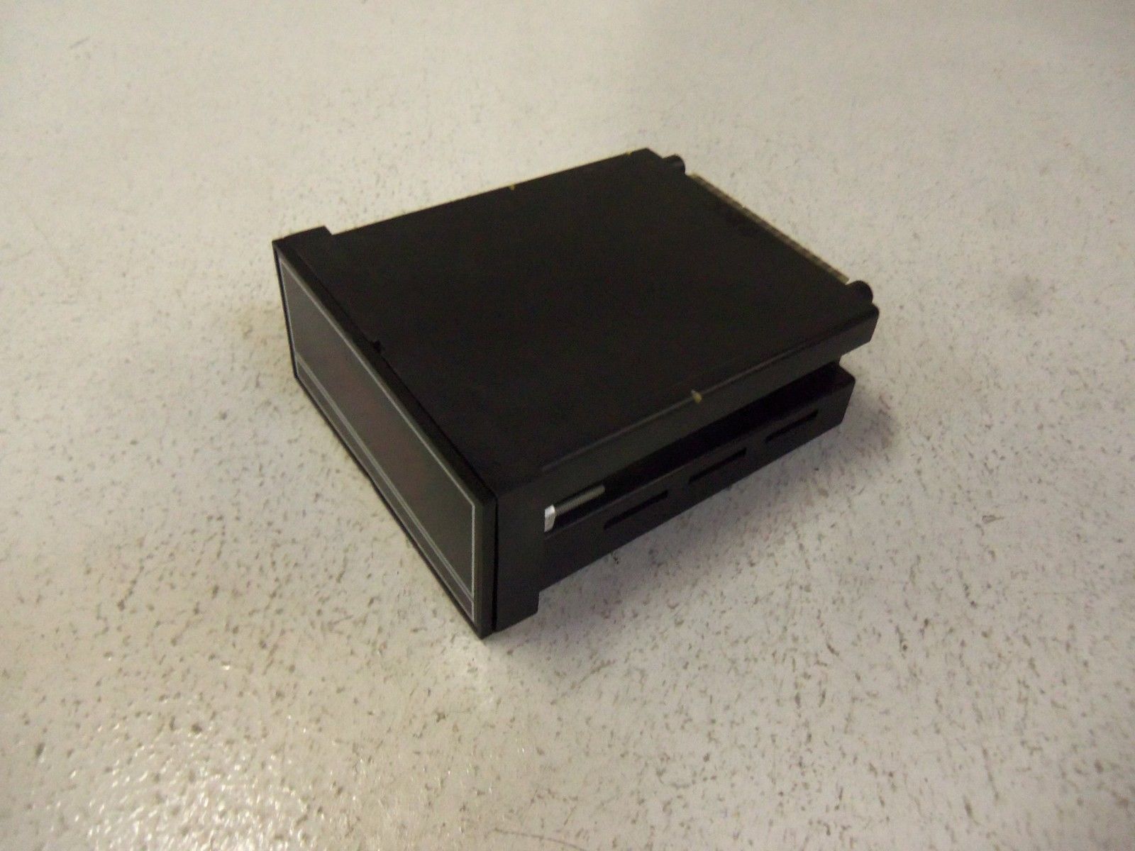 ELECTRO-NUMERICS PANEL METER EN35B-13 UNMP