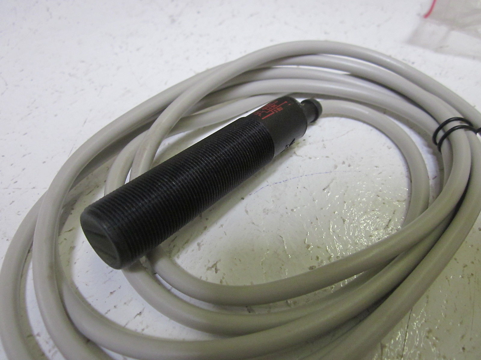 ELECTROMATIC EO1802NPAP PHOTOELECTRIC SENSOR 10-40VDC NSMP