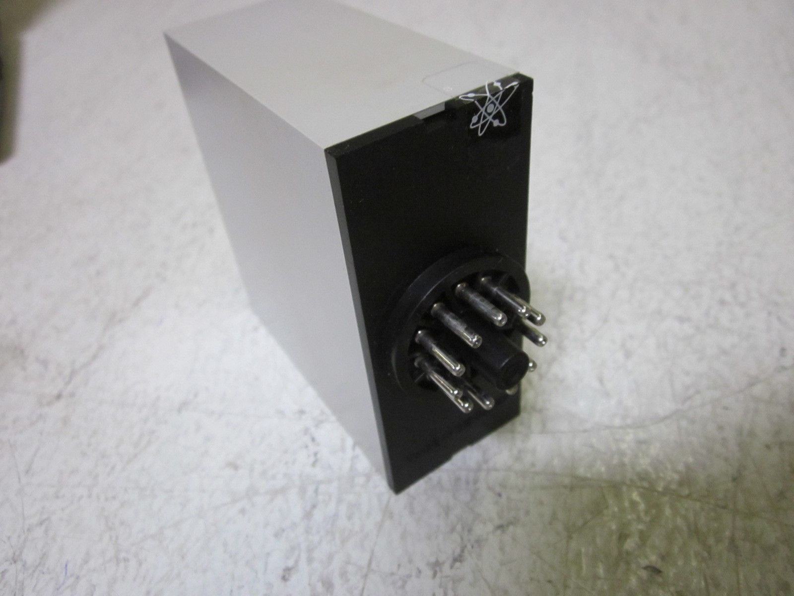 ELECTROMATIC SV190 120VAC RELAY SENSOR UNMP