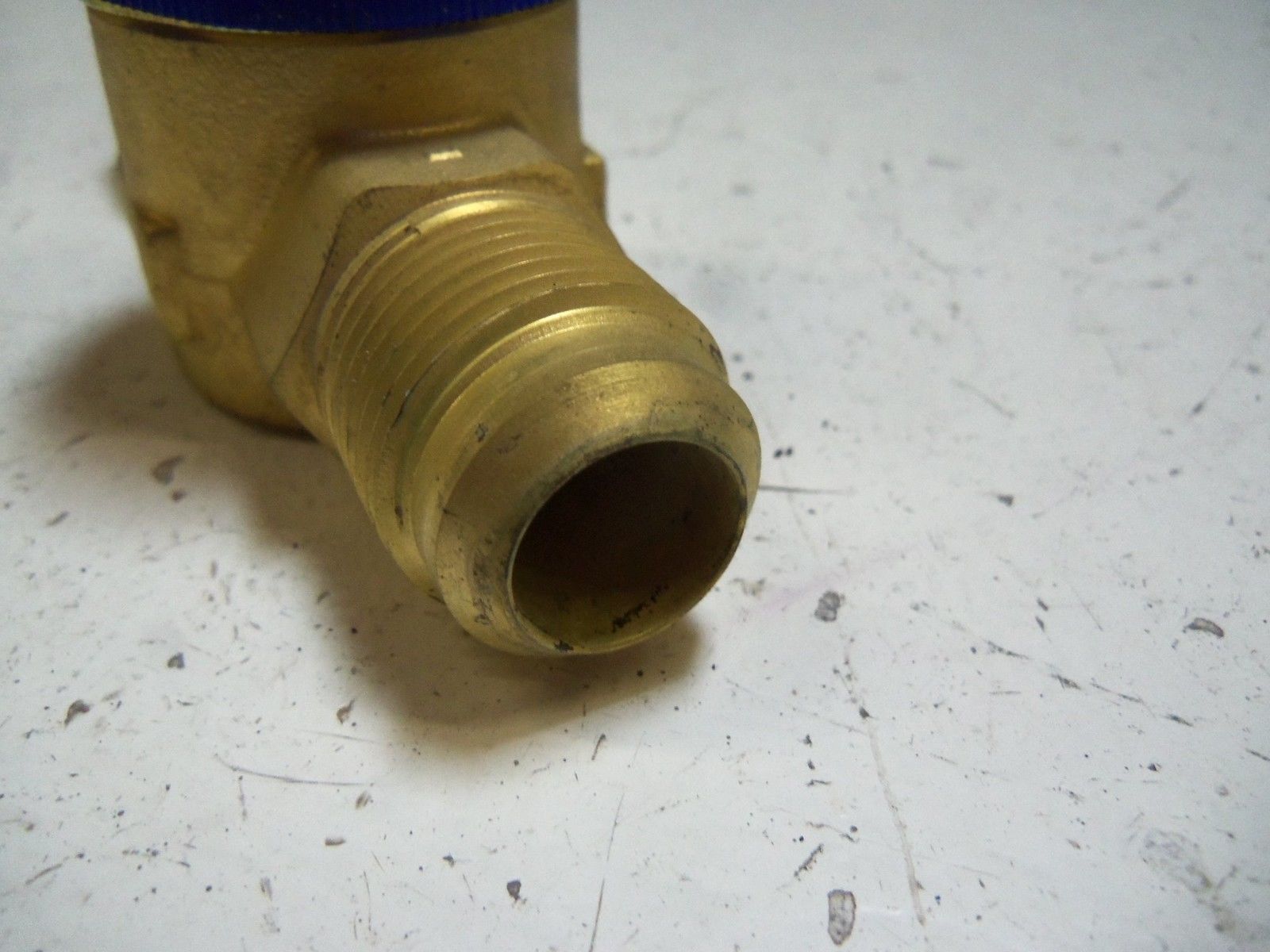 EMERSON AMI-1MU5 MOISTURE LIQUID INDICATOR NSMP