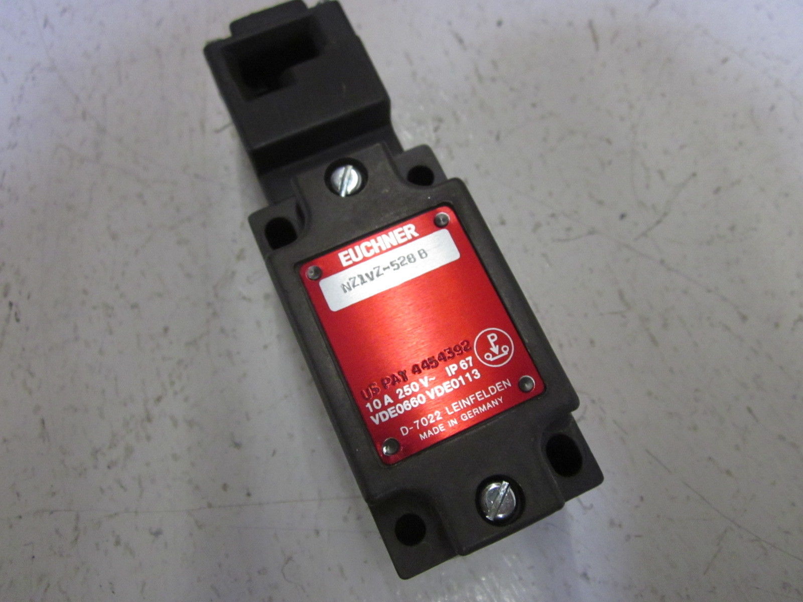 EUCHNER NV1VZ-528 B NSMP