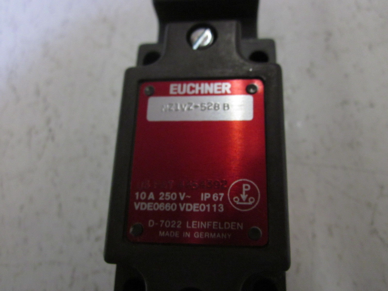 EUCHNER NV1VZ-528 B NSMP