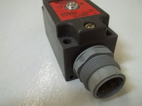 EUCHNER NZ2HB-53L060 *NEW NO BOX*