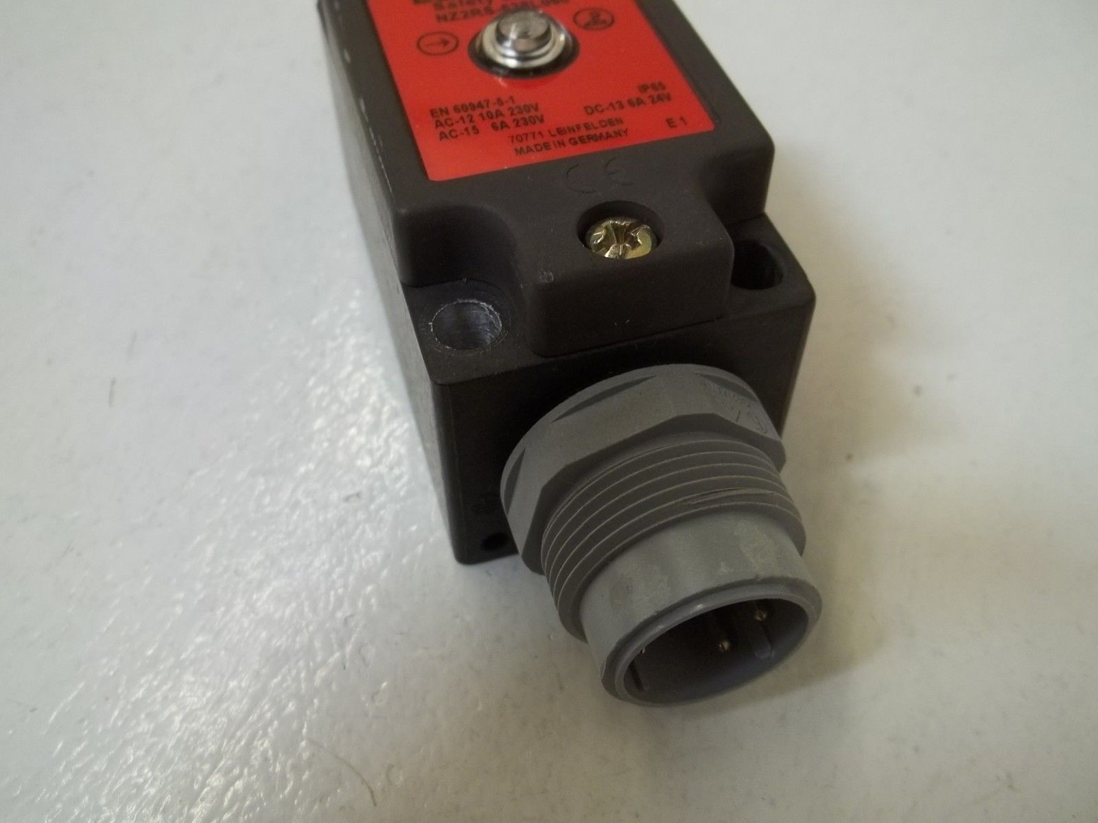 EUCHNER NZ2RS-538L060 UNMP