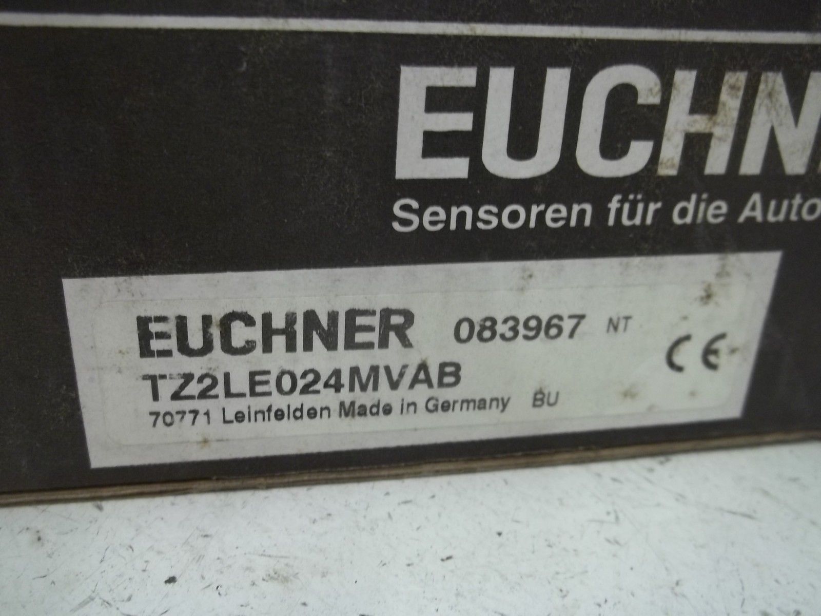 EUCHNER  TZ2LE024MVAB SAFETY SWITCH NSMP