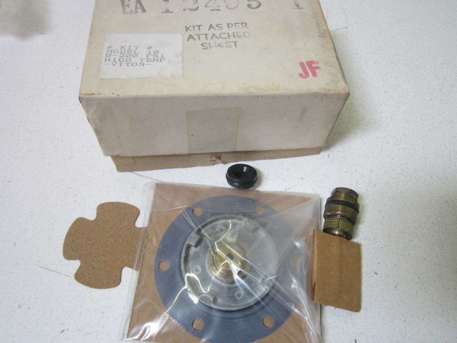 FAIRCHILD 10 PNEUMATIC PRESSURE REGULATOR NSMP