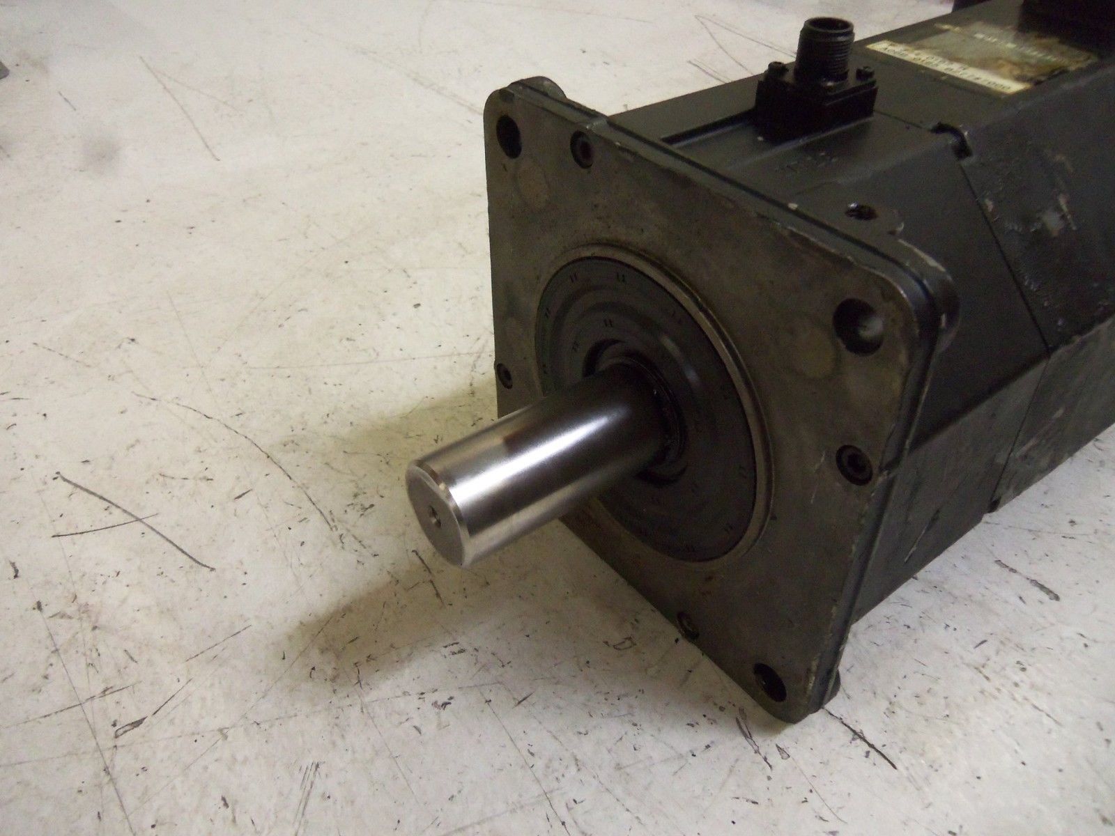 FANUC A06B-0185-B277#7000 MOTOR UNMP