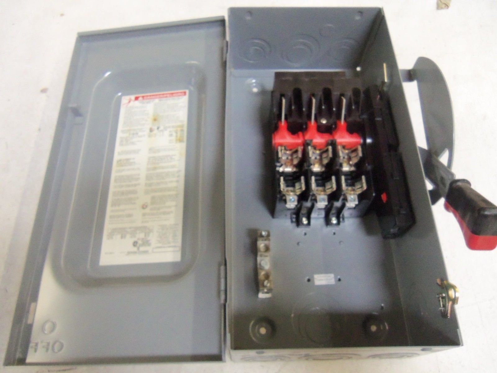 FEDERAL PIONEER C1636 SAFETY SWITCH UNMP
