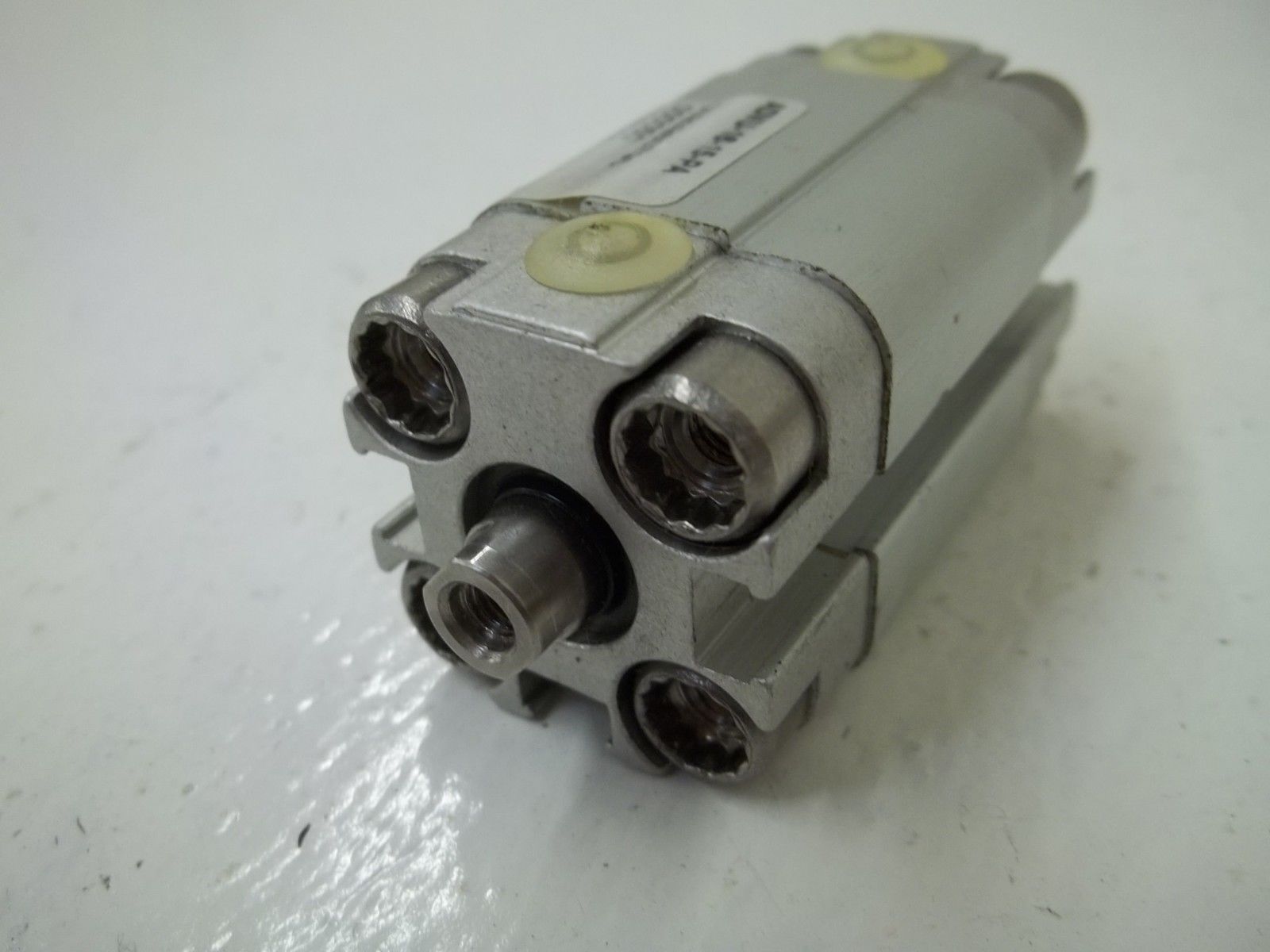 FESTO ADVU-16-15-PA UNMP