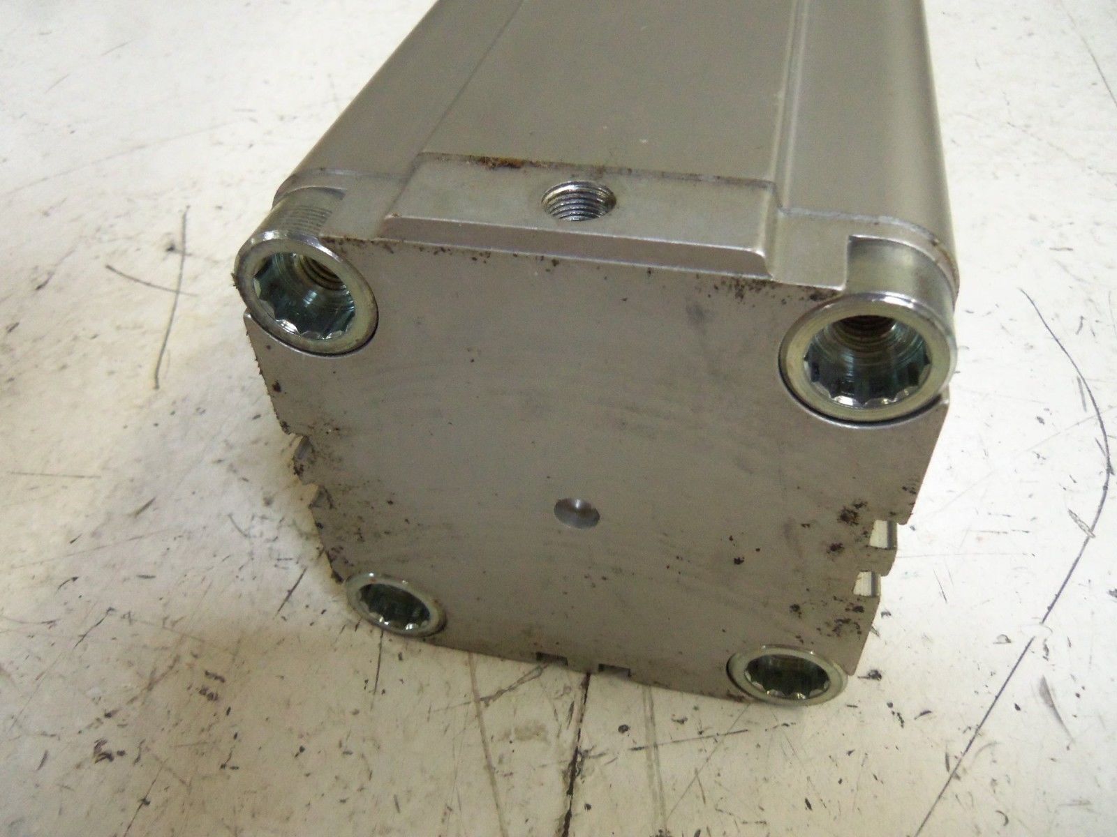 FESTO ADVU-80-100-PA CYLINDER NSNP