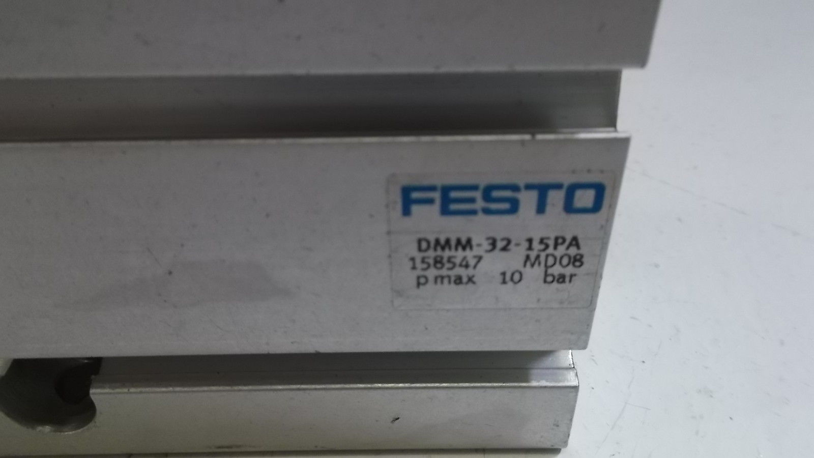 FESTO COMPACT CYLINDER DMM-32-15PA UNMP