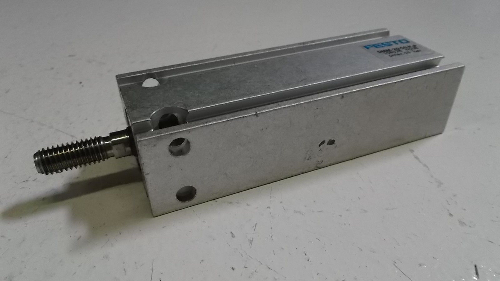 FESTO CYLINDER DMM-20-50-P-A UNMP